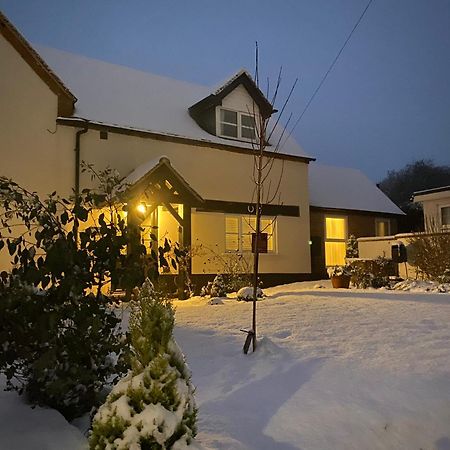Little Park Holiday Homes Self Catering Cottages 1 & 2 Bedrooms Available Close To Tutbury Castle Екстериор снимка